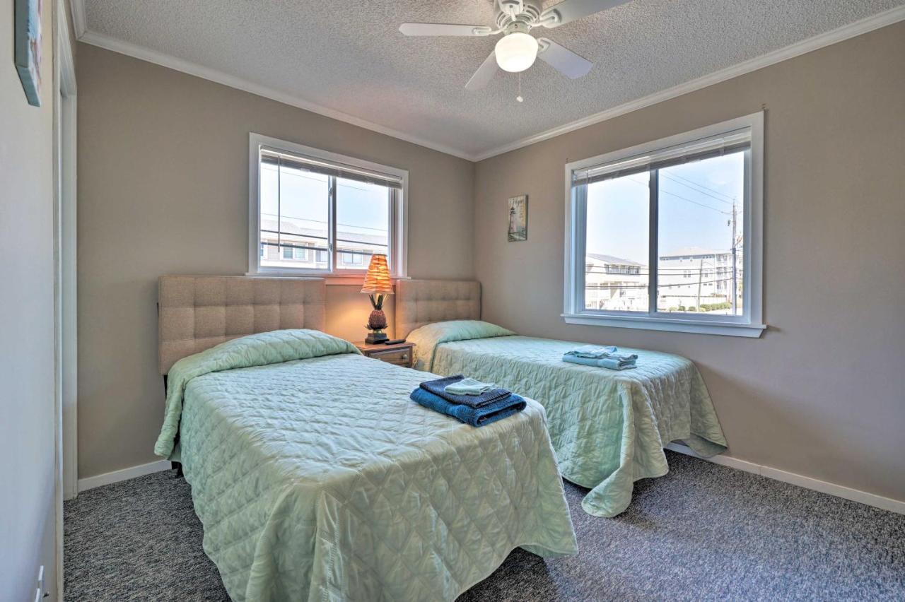 Condo With Balcony And Pool Walk To 2 Beach Accesses! Carolina Beach Εξωτερικό φωτογραφία